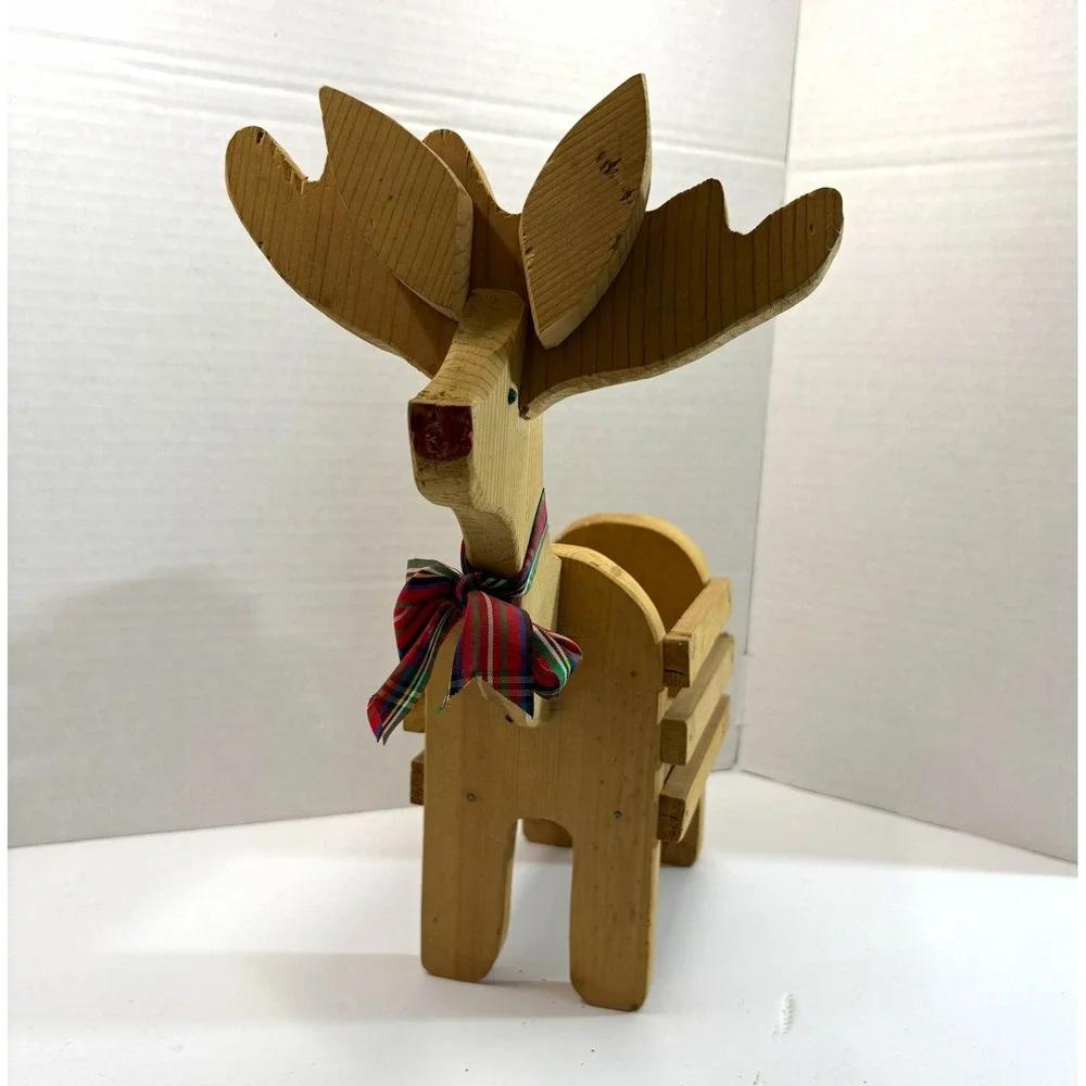 Vintage Handmade Wooden Storage Reindeer Figurine 1989 Christmas Country 14in